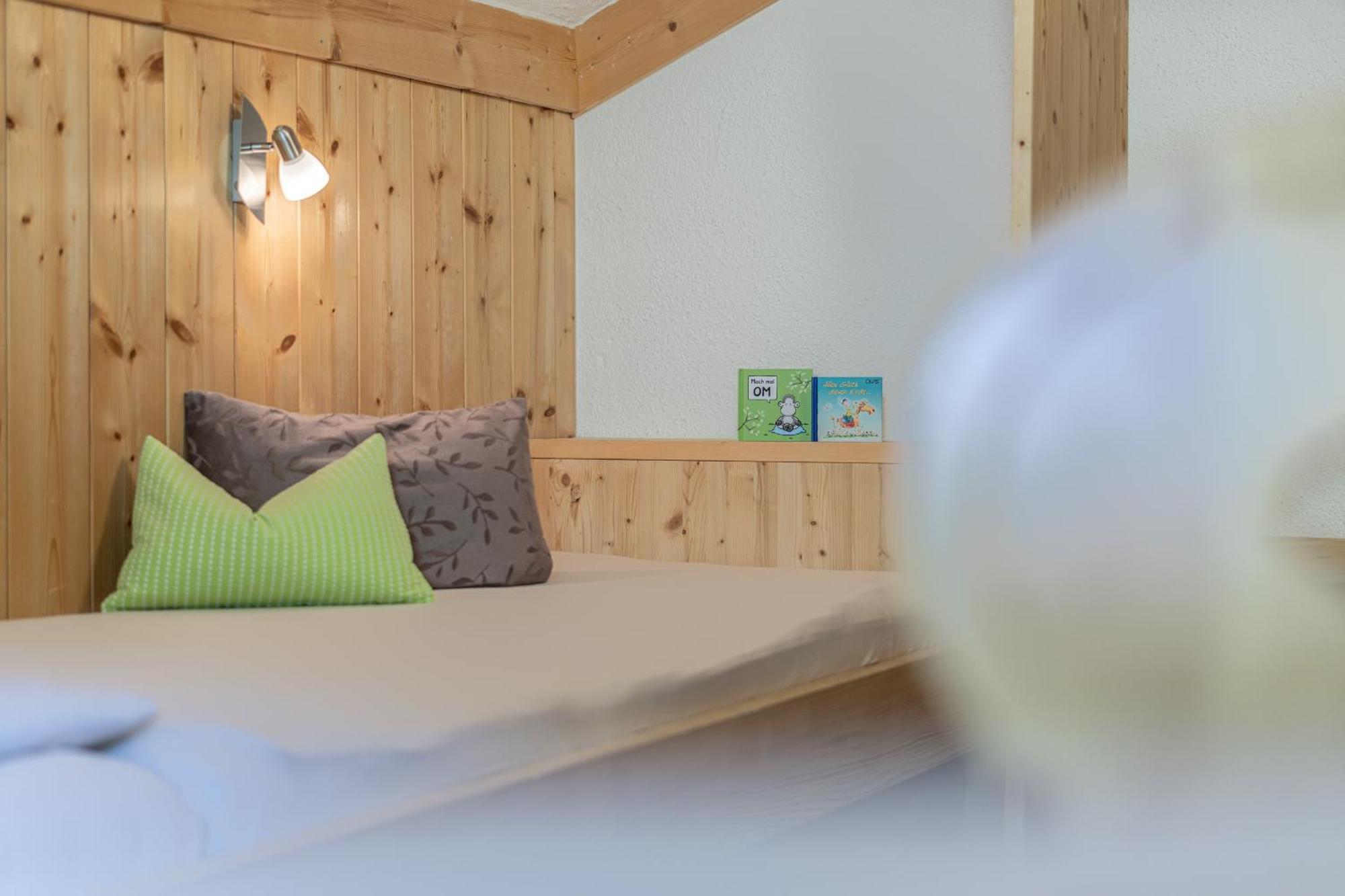 Der Ortnerhof - Hotel & Reiterhof Pragraten Room photo